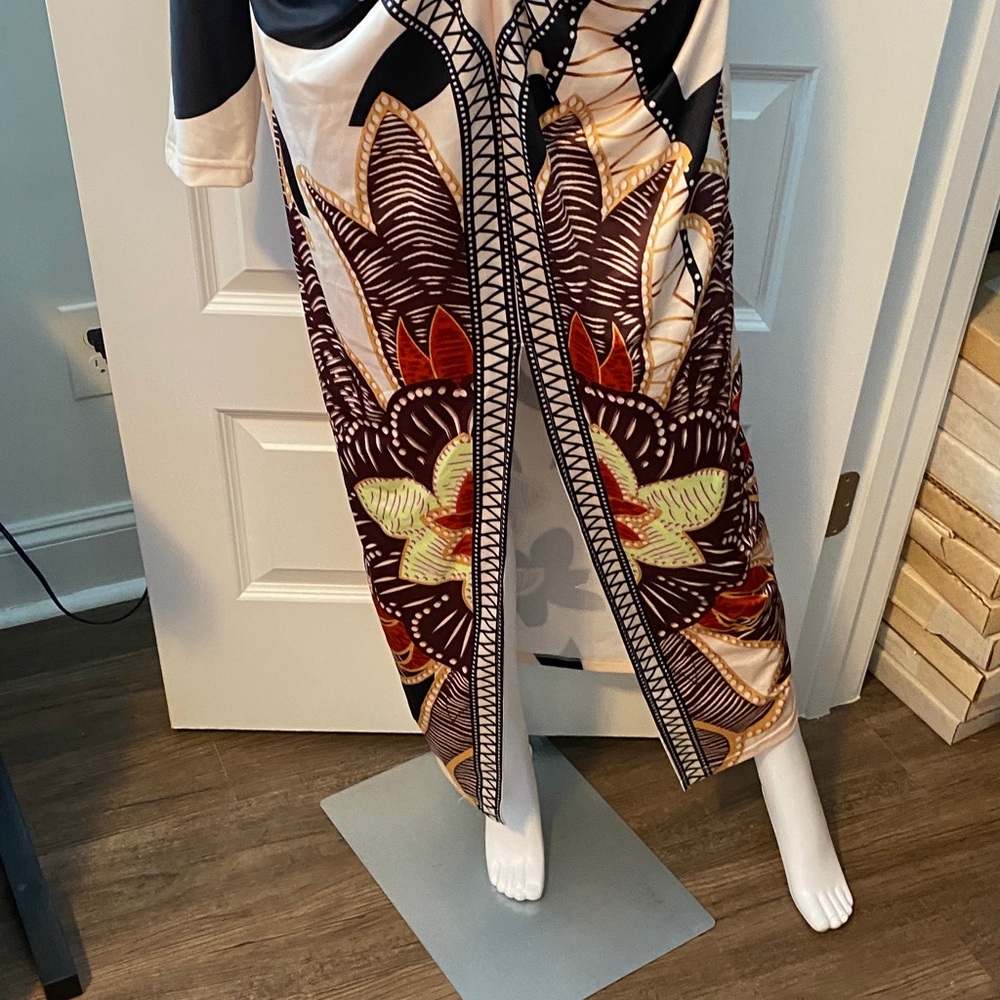 Edwin Multicolor Patterned Dress - Picture 3 of 6